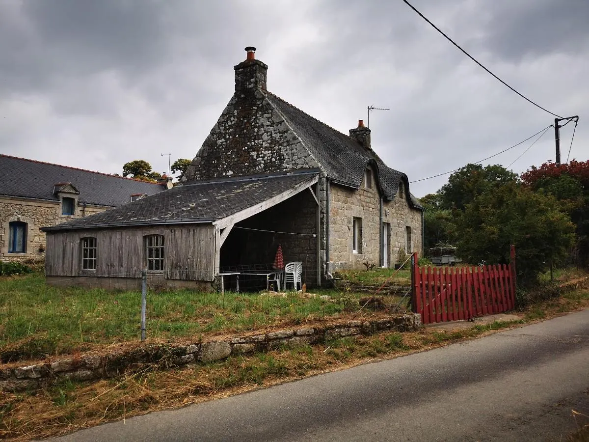 Villa Jolie Longere Dans Un Hameau De Bubry 0*,  France